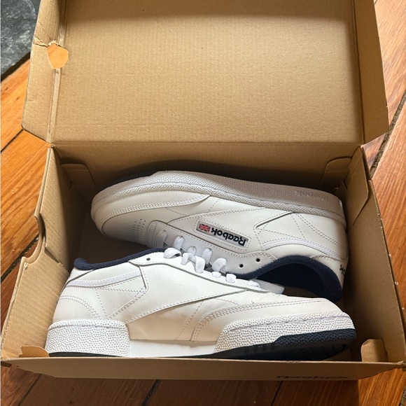 NIB Reebok Men's (boys) Club C85 Vintage Tennis Sneakers, Size 5.5
